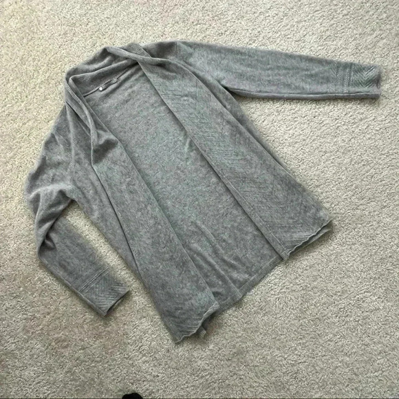 InCashmere Drape Front Open Cardigan Gray Women’s Size Large $219 100% Cashmere - Picture 13 of 16